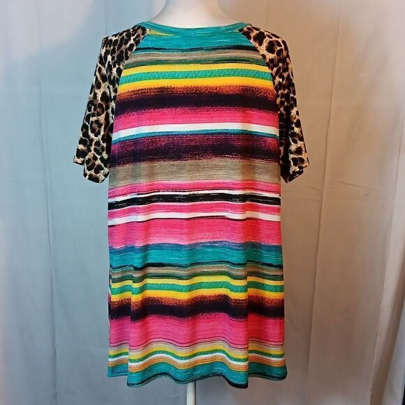 Lilypad Southwestern Print Blouse - Picture 3 of 5